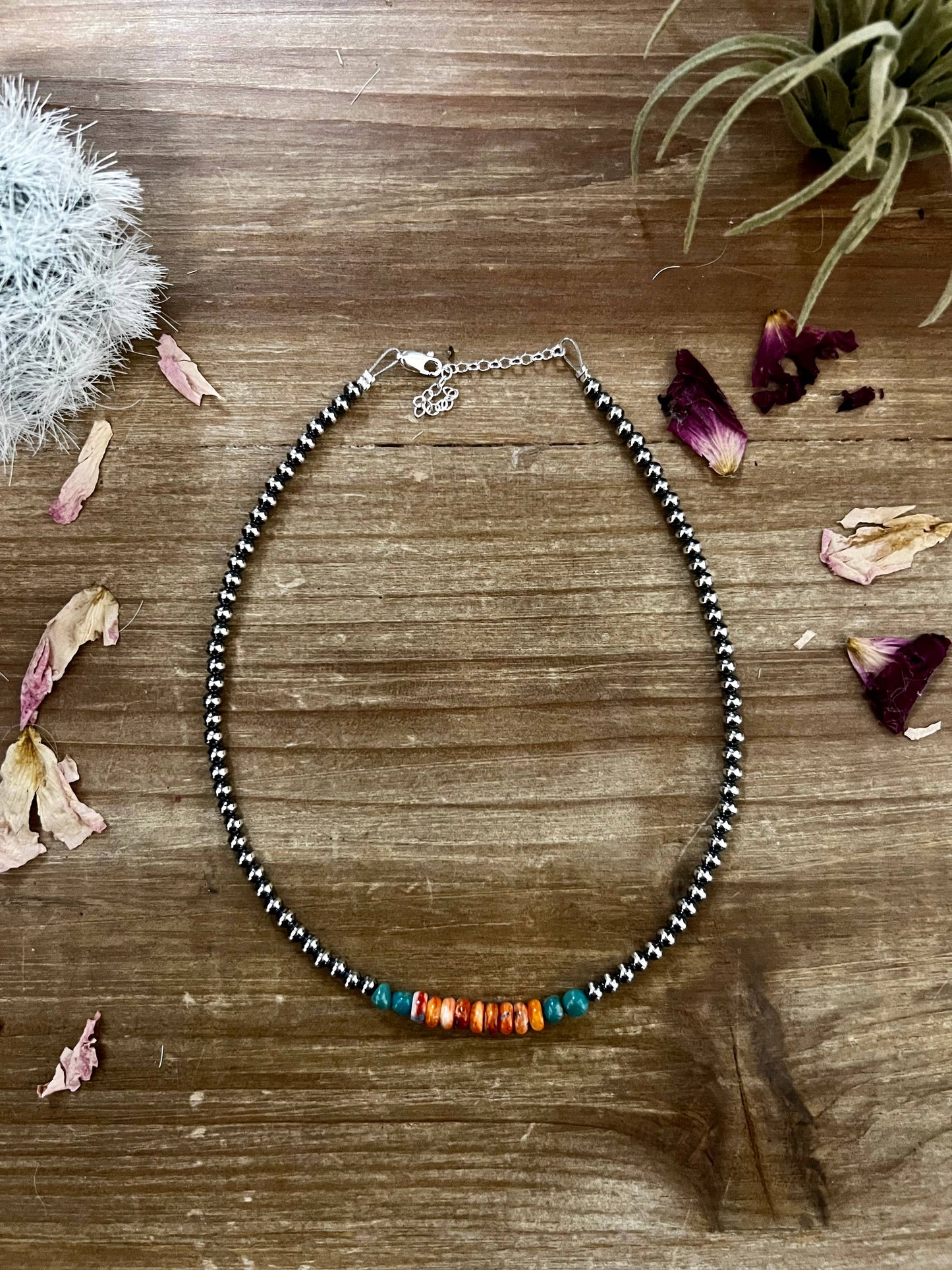 Spiny middle 4 mm Navajo pearl chokers