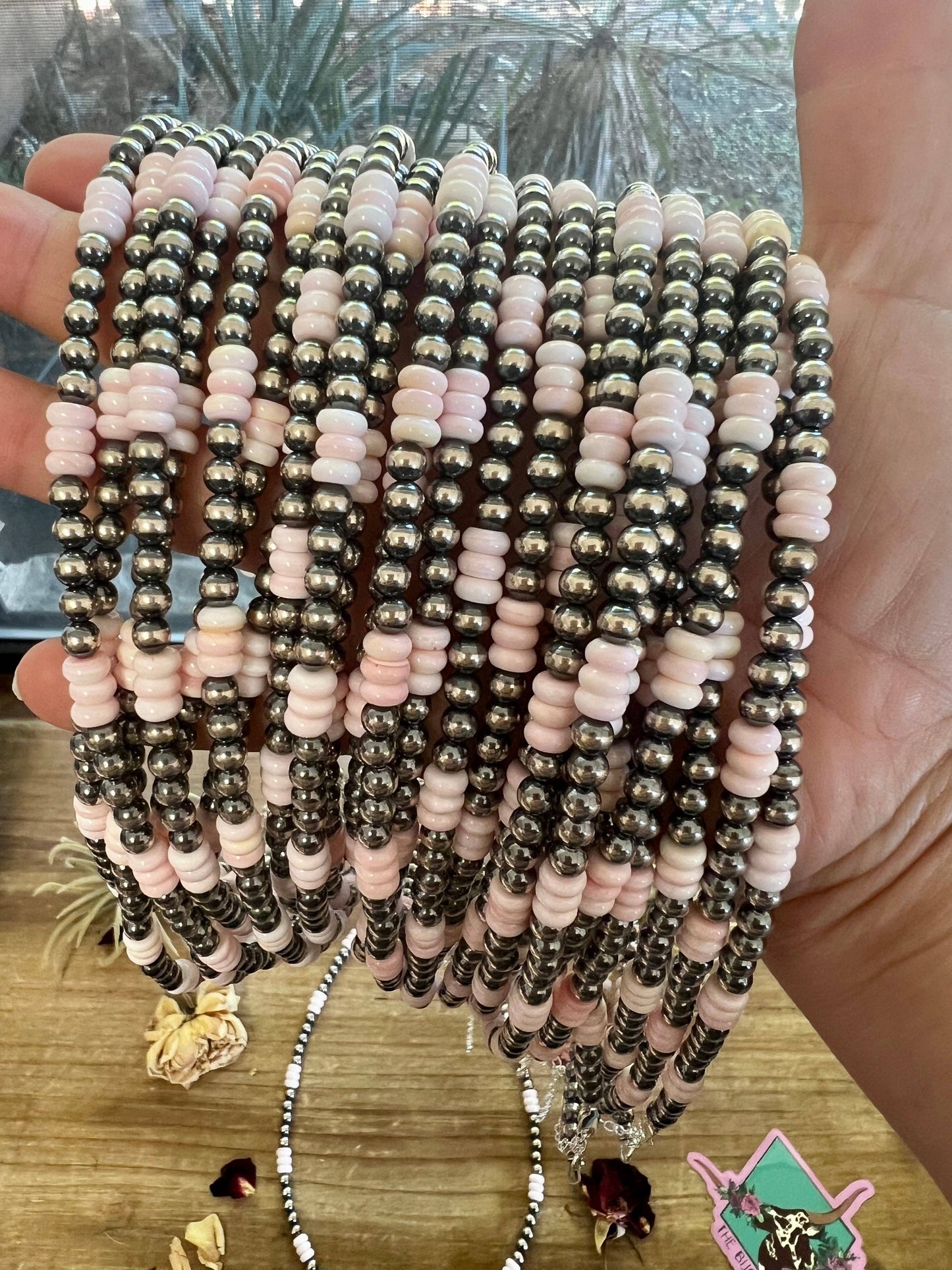 18 Inch 5 mm Navajos necklace with pink conch rondelle bigger conch 6 mm