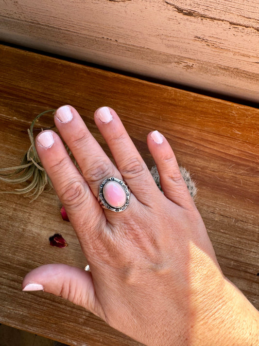 Ring size 8 1/2 - pink conch and sterling silver