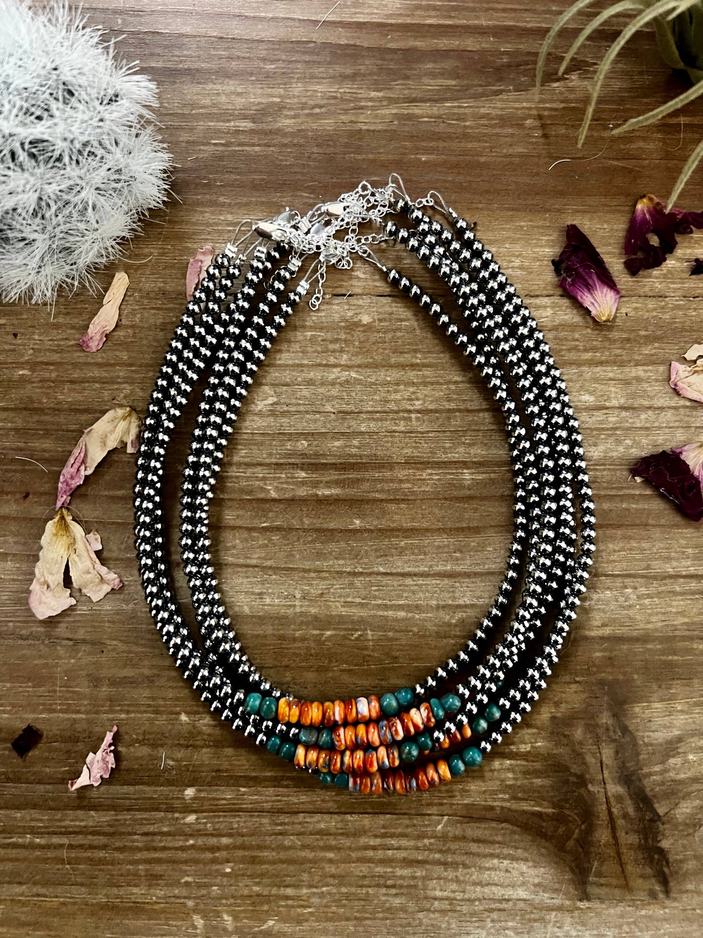 Spiny middle 4 mm Navajo pearl chokers
